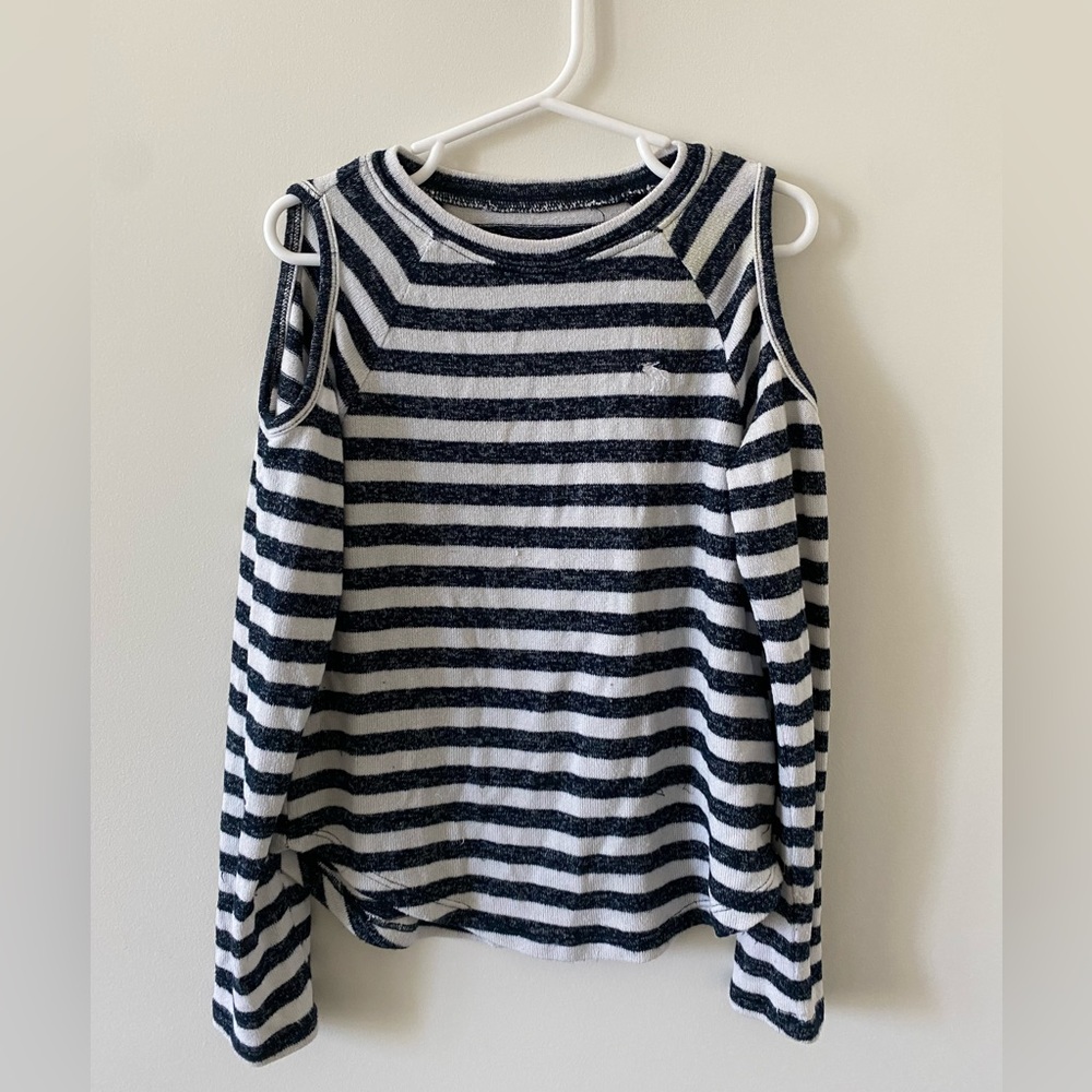 Abercrombie Kids 5/6 Long Sleeve